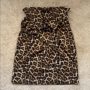 NWT H&M Leopard Paperbag Mini skirt